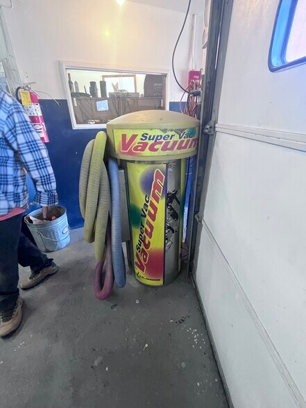 More Photos Of 620 Pond St, Woonsocket General Retail For Sale