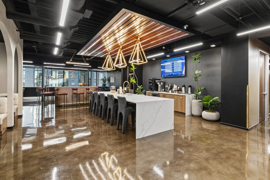 More Photos Of 1801 West End Ave, Nashville Coworking Space