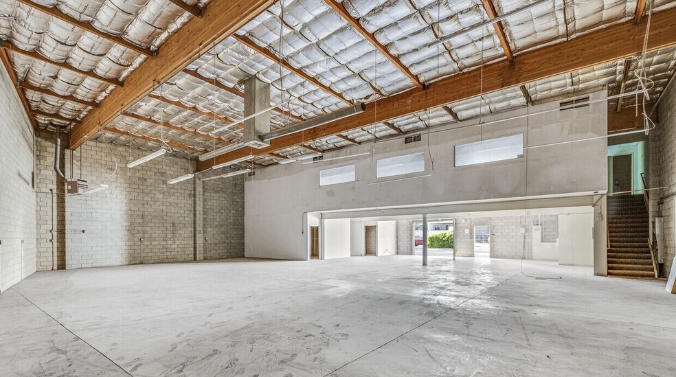 More Photos Of 826 W Santa Anita Ave, San Gabriel Manufacturing For Lease