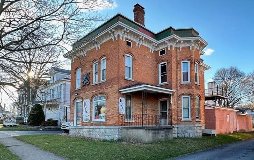 Primary Photo Of 40 E Genesee St, Auburn Storefront Retail Residential For Lease