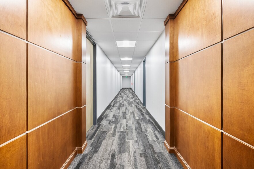 More Photos Of 3303 W Commercial Blvd, Fort Lauderdale Office For Sale