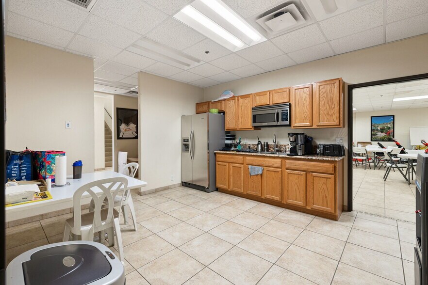 More Photos Of 72203 Adelaid St, Thousand Palms Industrial For Sale