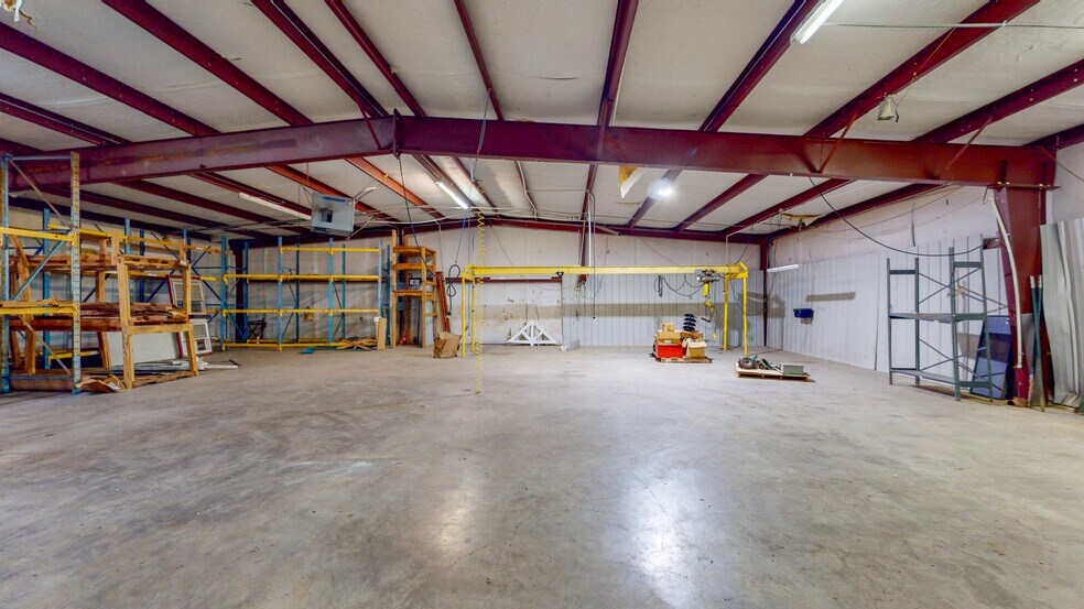 More Photos Of 5534/5546 Waterlevel Hwy, Cleveland Light Distribution For Sale