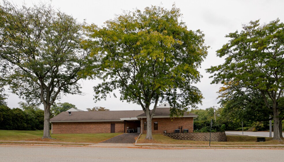 More Photos Of 475 Kedron Ave, Folsom Office For Sale