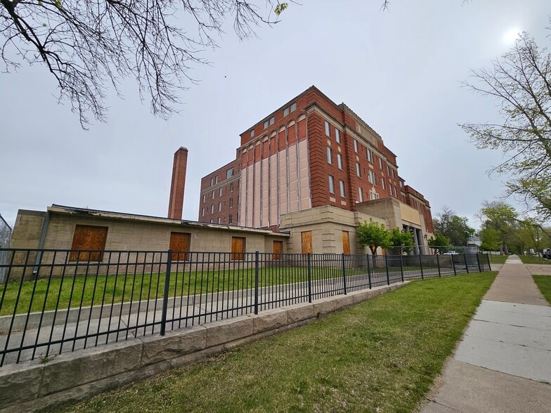 More Photos Of 1109 6th Ave N, Great Falls Assisted Living For Sale