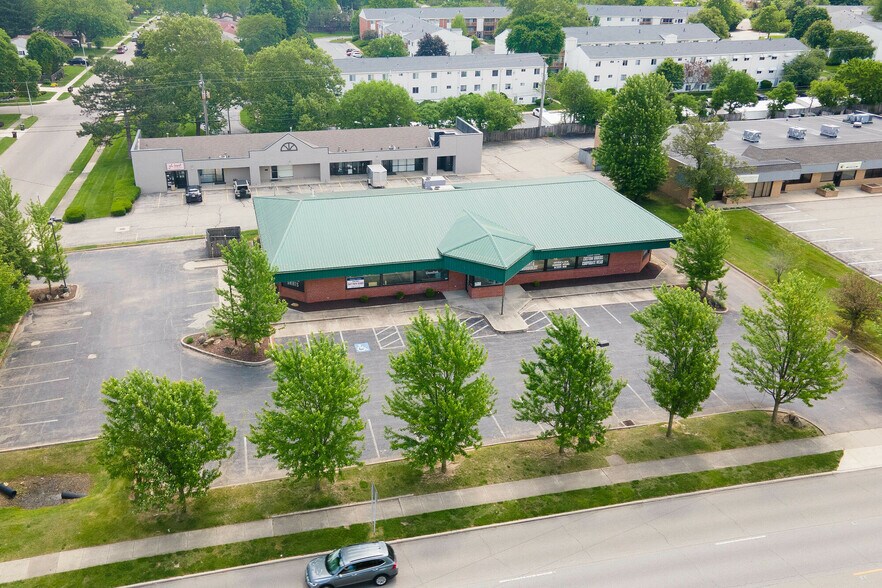 Primary Photo Of 5600 Bigger Rd, Kettering Freestanding For Lease