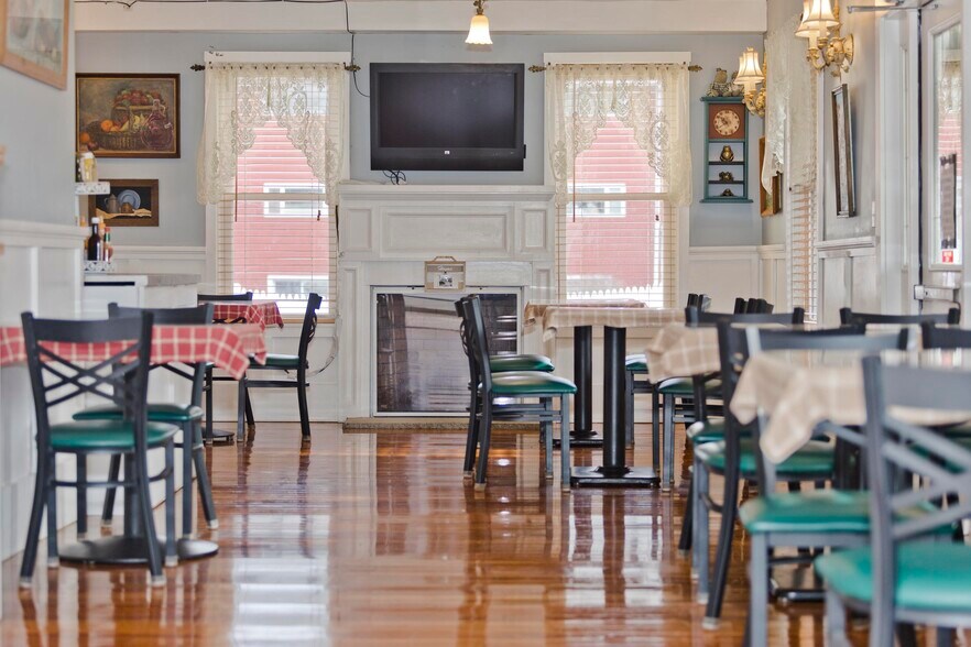 More Photos Of 181 W State St, Granby Storefront Retail Residential For Sale