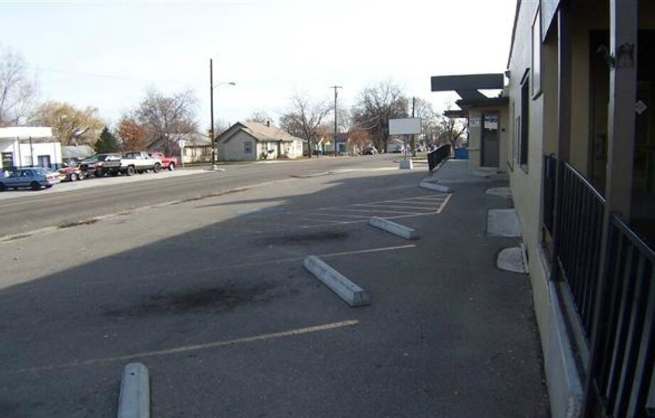 More Photos Of 1923 2nd St S, Nampa Storefront Retail Residential For Sale