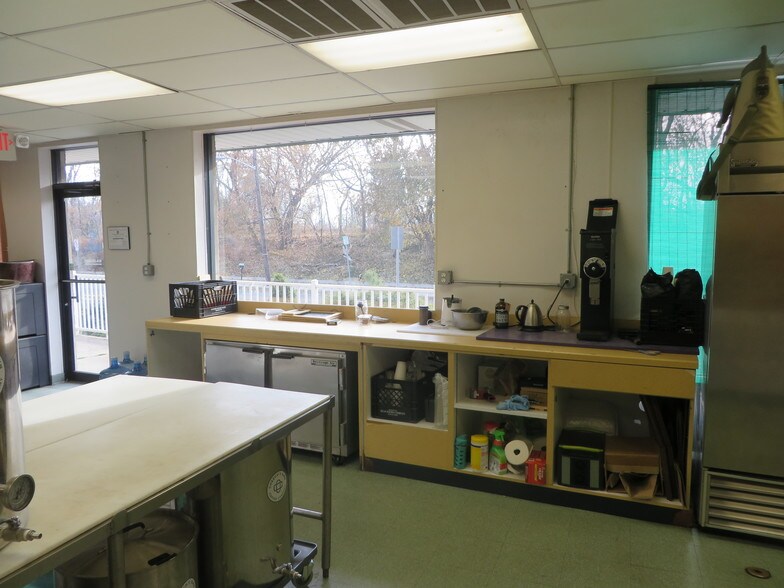 More Photos Of 30 S Doughty Ave, Somerville Apartments For Lease