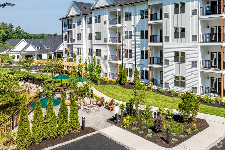 More Photos Of 90 Shrewsbury St, Boylston Apartments For Lease