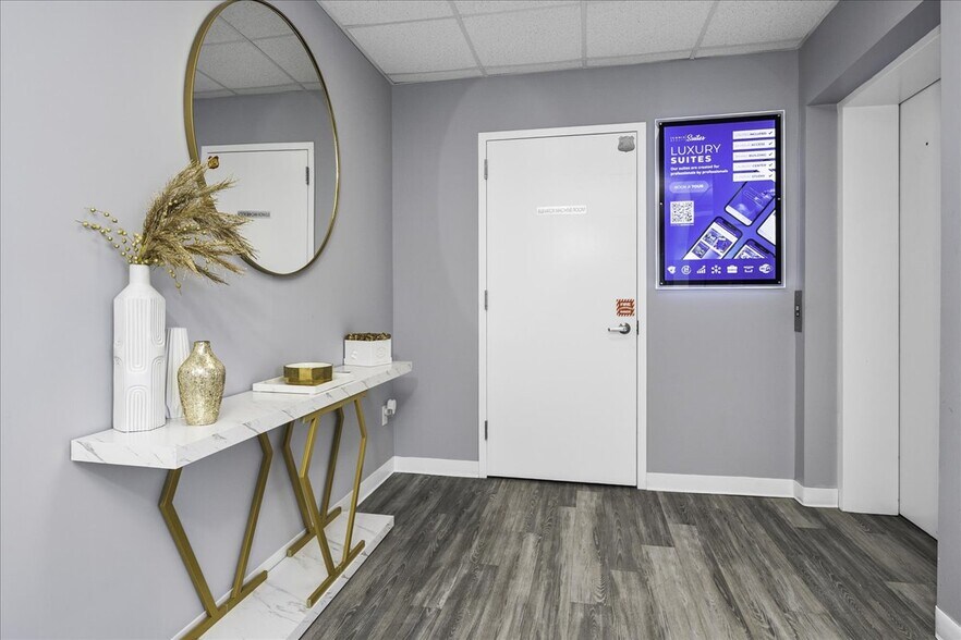 More Photos Of 2001 Route 17M, Goshen Medical For Lease