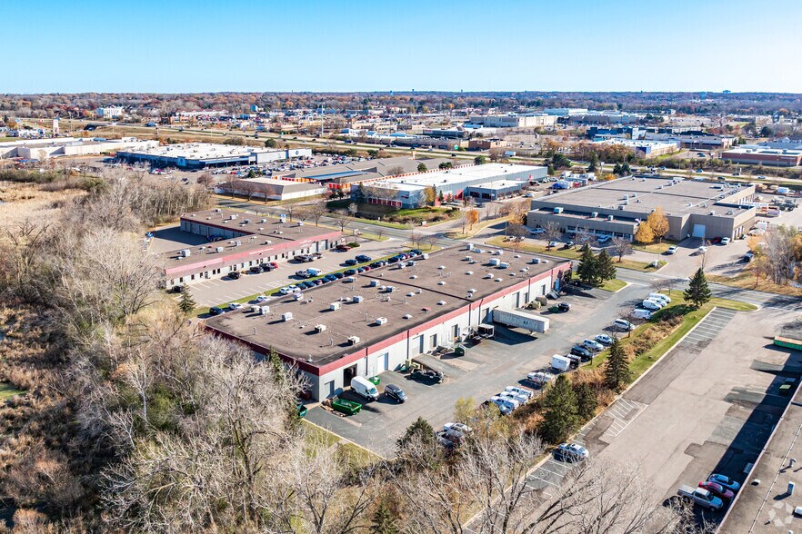 More Photos Of 1851-1865 Buerkle Rd, White Bear Lake Distribution For Lease