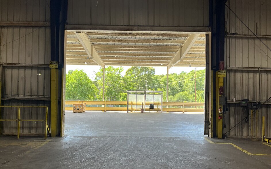 More Photos Of 2650 Bennett Rd, Fort Mill Industrial For Sale
