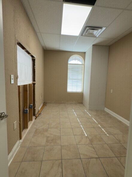 More Photos Of 1030 Wintergap Rd, Oliver Springs Office For Sale