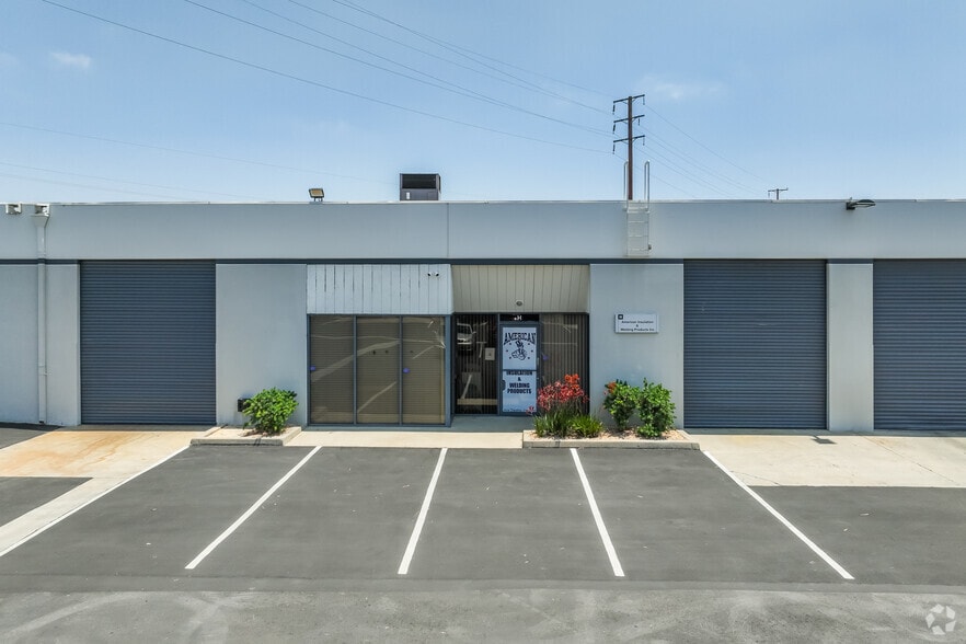 More Photos Of 14944 Shoemaker Ave, Santa Fe Springs Unknown For Lease