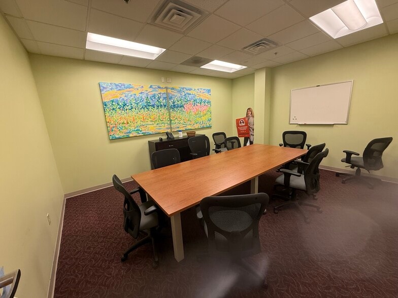 More Photos Of 450 Woodland Ave, Bloomfield Warehouse For Sale