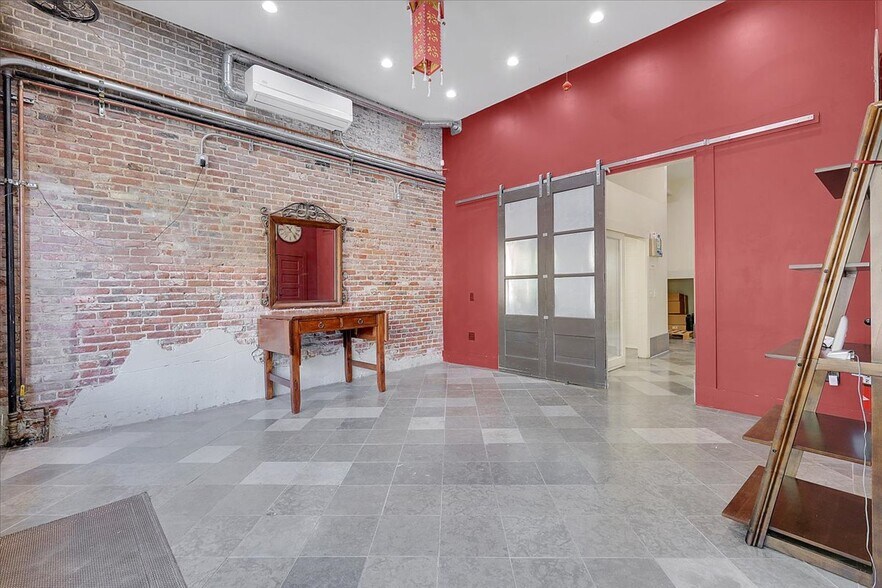 More Photos Of 228 1st St, Marysville Storefront Retail Residential For Sale