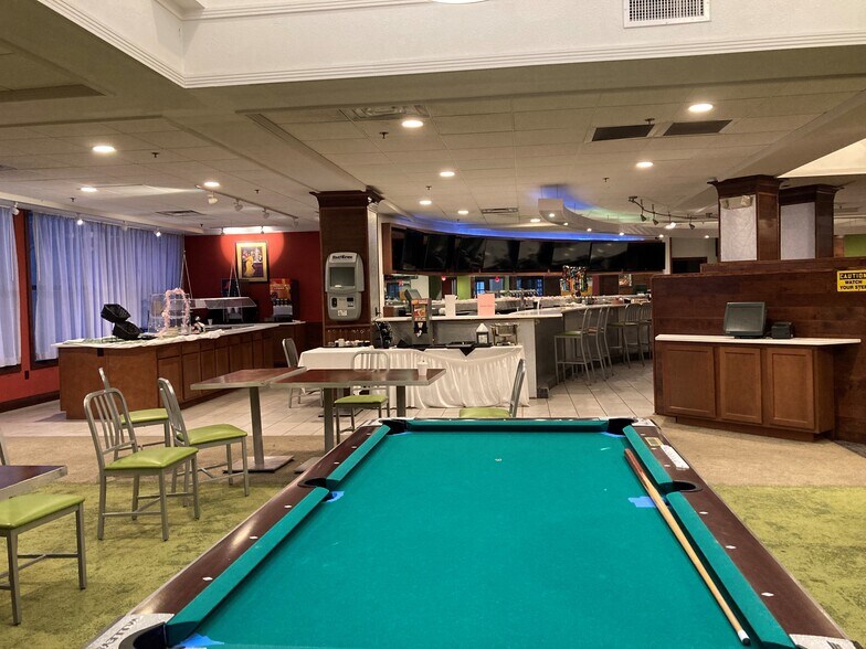 More Photos Of 517 Grand Canyon Dr, Madison Multifamily For Sale