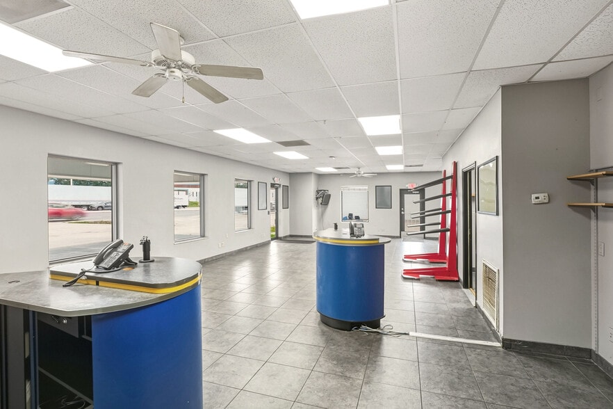 More Photos Of 1803 3rd St Sw, Winter Haven General Retail For Lease