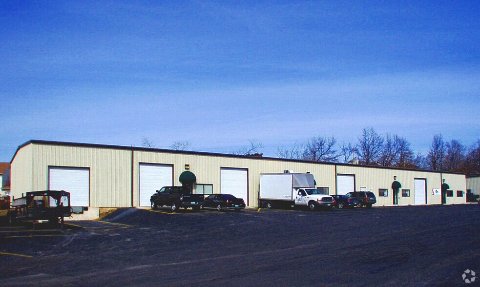 More Photos Of 1-11 Jason Ct, Saint Charles Unknown For Lease
