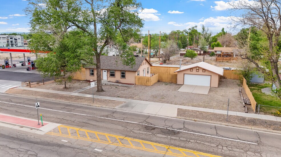 More Photos Of 421 Aspen Ave, Fruita Storefront Retail Residential For Sale