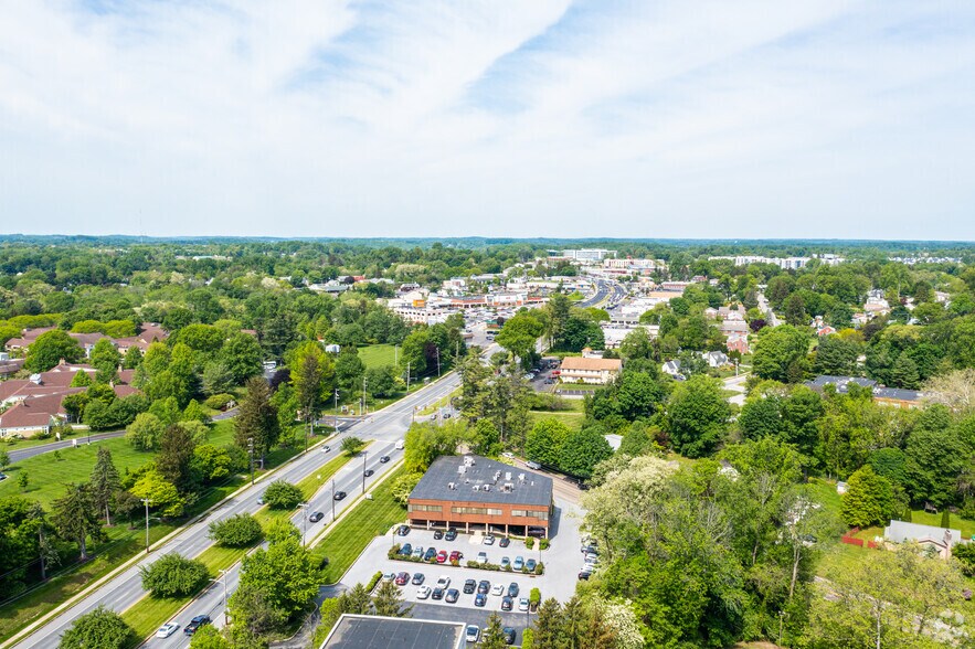 More Photos Of 3475 West Chester Pike, Newtown Square Office For Lease