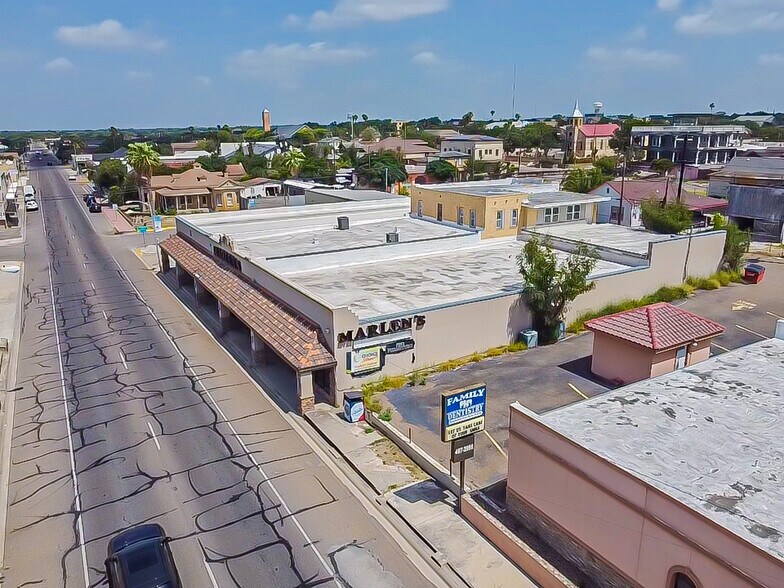 More Photos Of 405 E 2nd St, Rio Grande City Supermarket For Sale