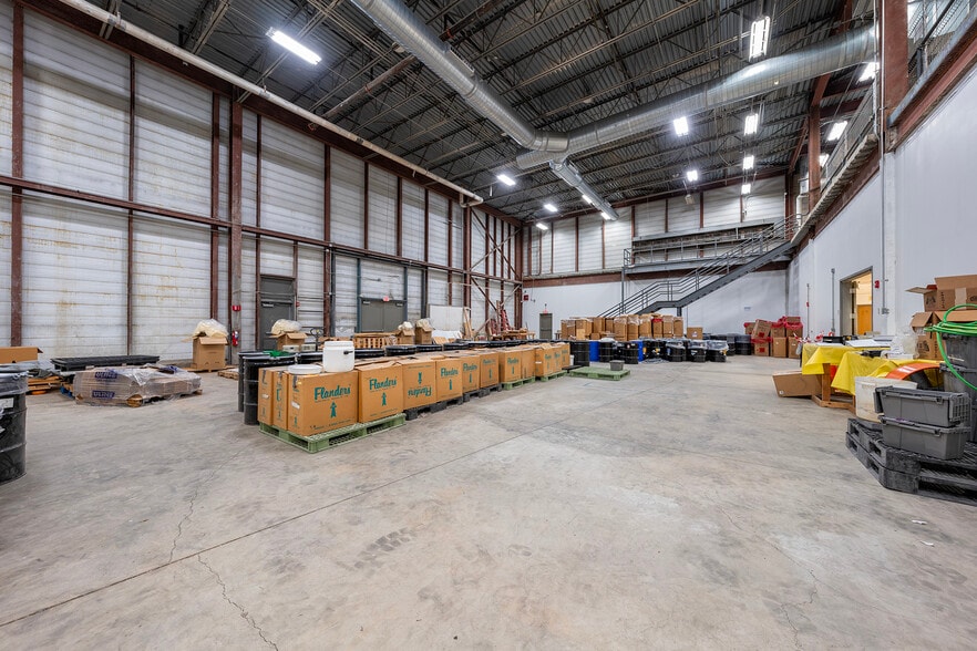 More Photos Of 900 Durham Ave, South Plainfield Warehouse For Sale