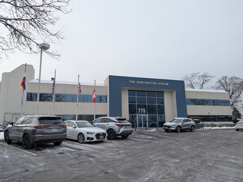 More Photos Of 775 Park Ave, Huntington Medical For Lease