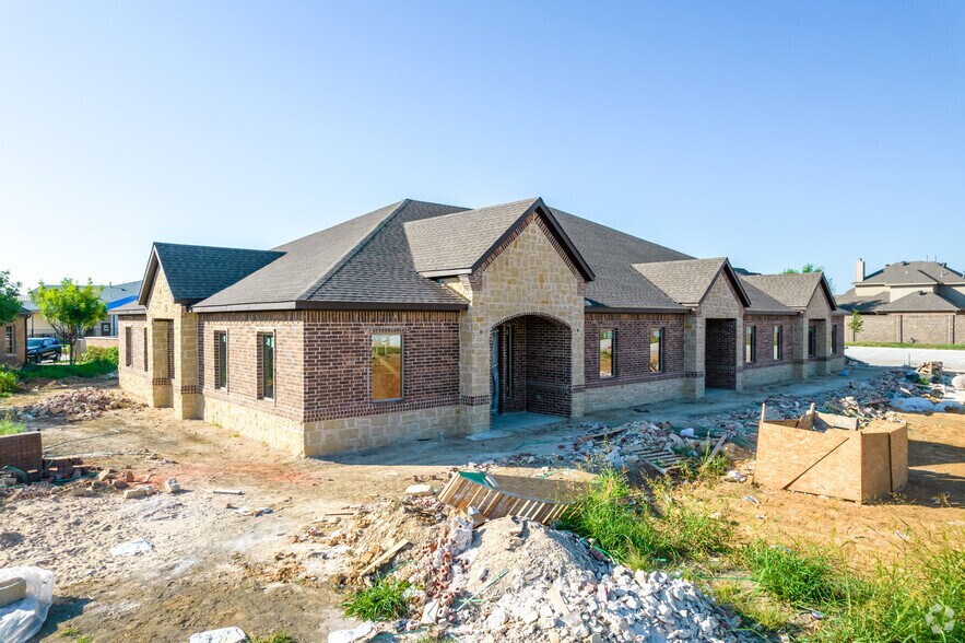 Primary Photo Of 11619 Independence Parkway, Frisco Medical For Sale