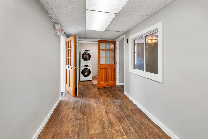 More Photos Of 141 Main St, Alton Storefront Retail Residential For Sale