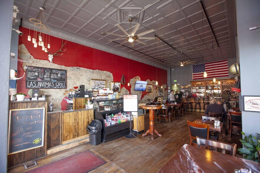 More Photos Of 341 N Commercial St, Trinidad General Retail For Sale