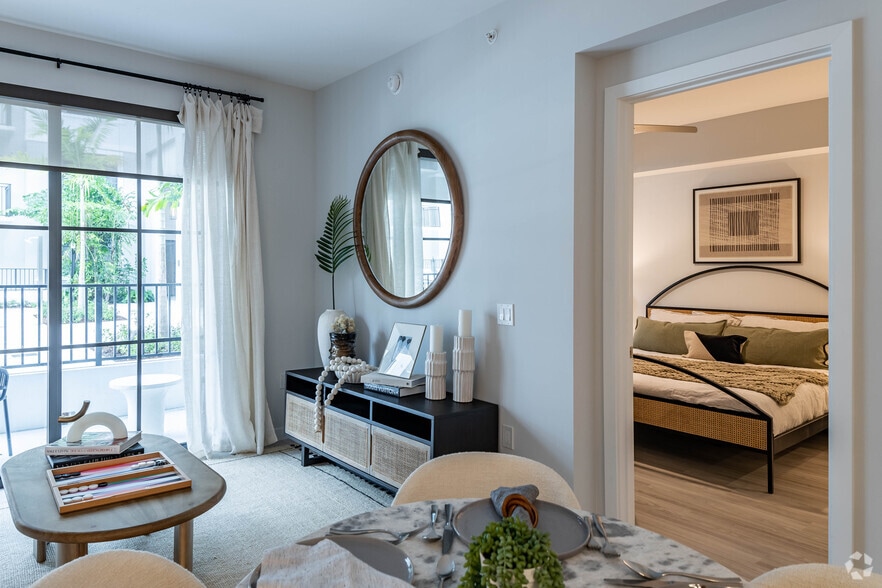 More Photos Of 1711 N University Dr, Plantation Coworking Space