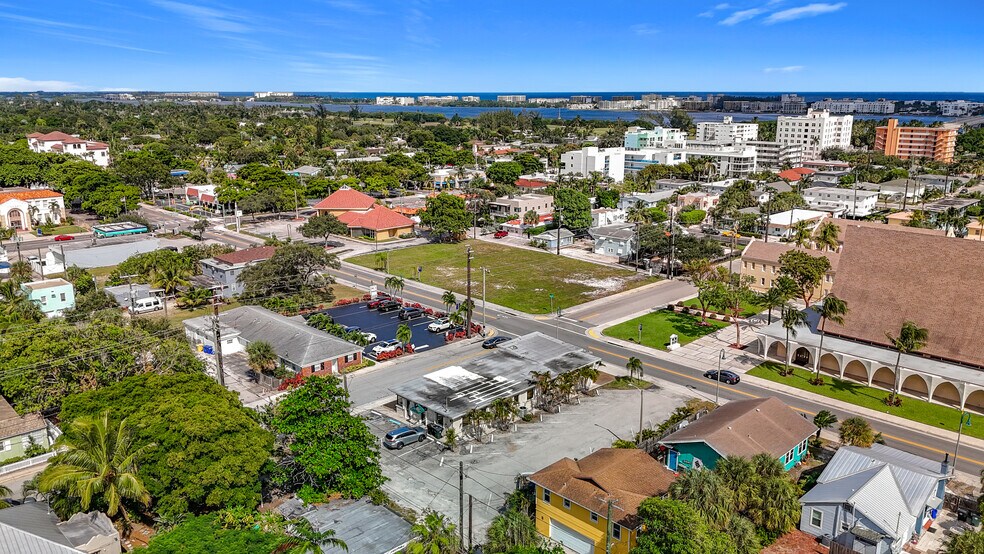 More Photos Of 101 S Federal Hwy, Lake Worth Medical For Sale