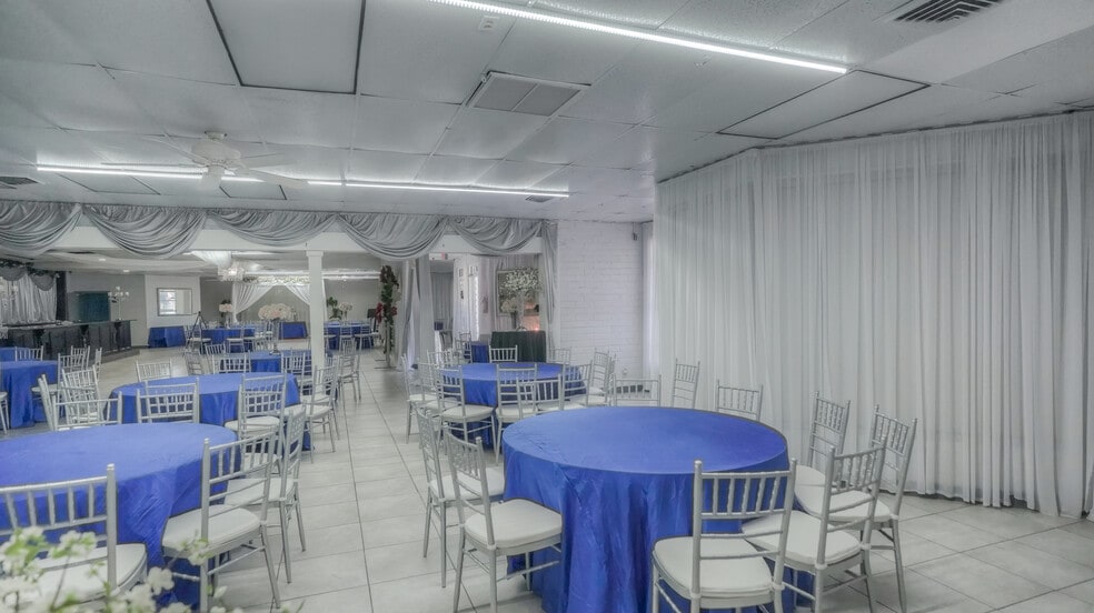 More Photos Of 550 FM 1959 Rd, Houston General Retail For Sale