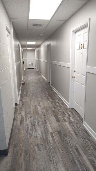 More Photos Of 20 E Tabb St, Petersburg Office For Lease