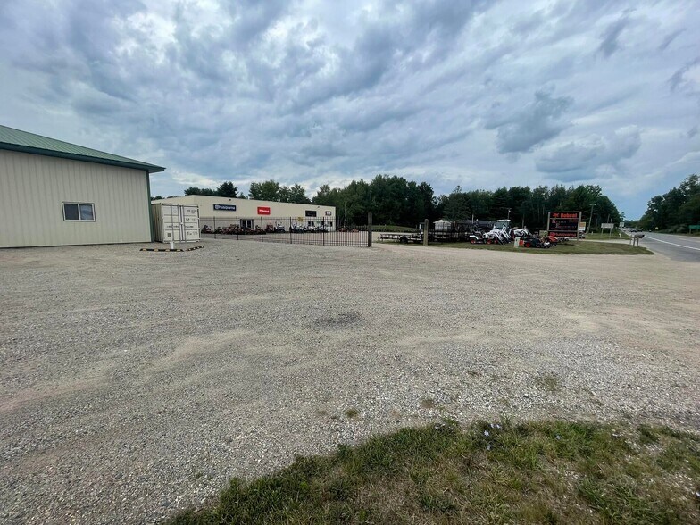 More Photos Of 505 N Cass St, Morley Auto Repair For Sale