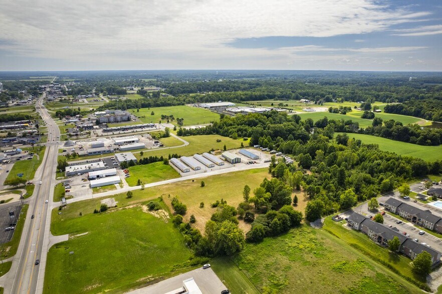More Photos Of 1631 Mcclain Ave, Scottsburg Self Storage For Sale