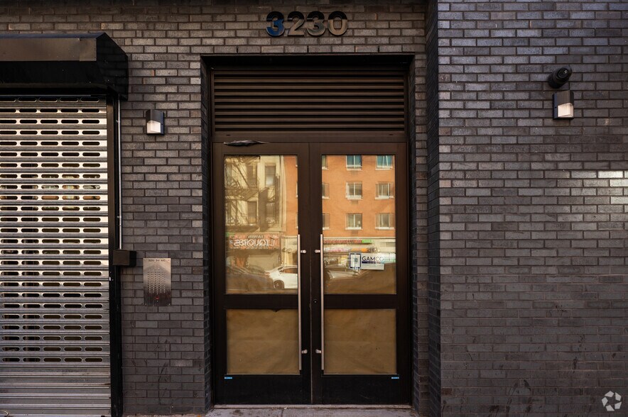 More Photos Of 3230 3rd Ave, Bronx Apartments For Lease