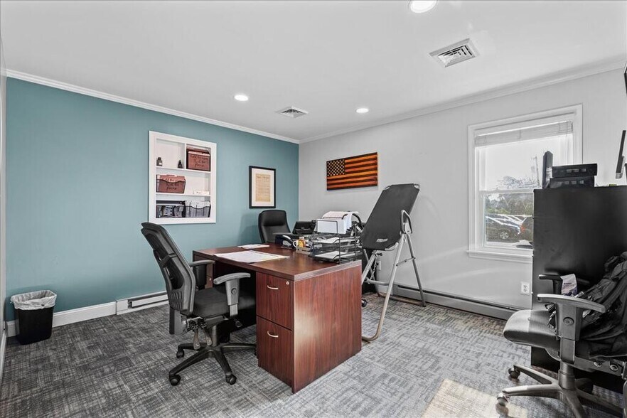 More Photos Of 57 Mountain Rd, Halifax Office For Sale