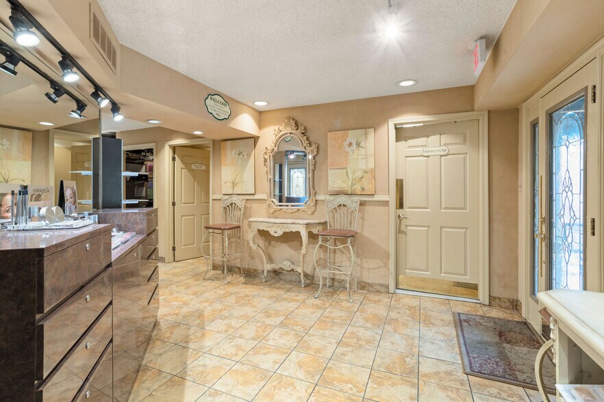 More Photos Of 1852 Chews Landing Rd, Blackwood Freestanding For Sale