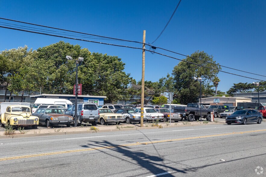 More Photos Of 1107 Del Monte Ave, Monterey Unknown For Lease