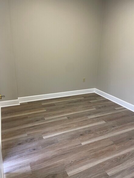 More Photos Of 179-191 Donmoor Ct, Garner Light Manufacturing For Lease