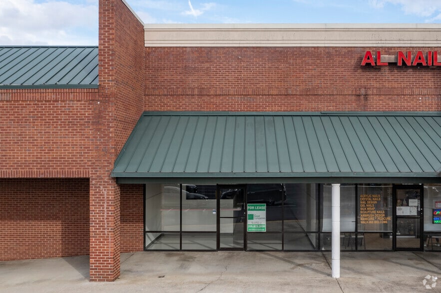 More Photos Of 1671-1691 Center Point Pky, Birmingham Unknown For Lease