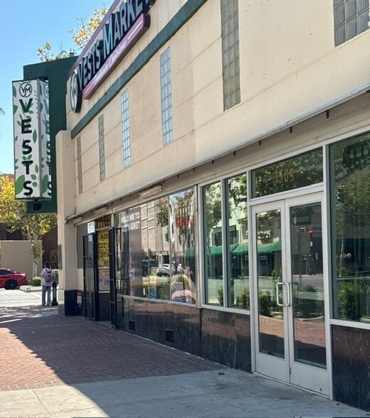 Primary Photo Of 1505 19th St, Bakersfield Storefront For Lease