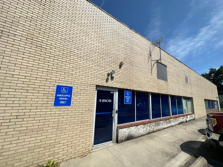 More Photos Of 3483-3585 E Fulton st, Columbus Industrial For Sale