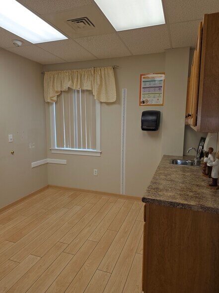 More Photos Of 380 Merrimack St, Methuen Medical For Sale