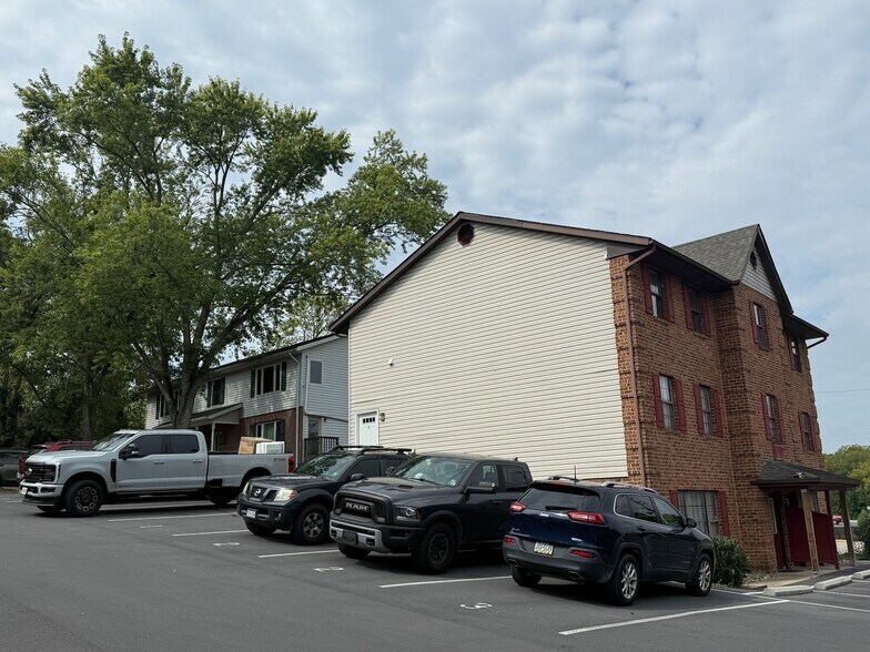 More Photos Of 8354 Martinsburg Pike, Shepherdstown Apartments For Sale