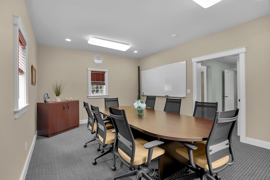 More Photos Of 1585 Rt-146, Rexford Office For Sale