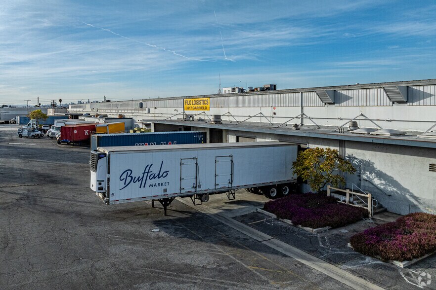 More Photos Of 3217 S Garfield Ave, Commerce Manufacturing For Sale